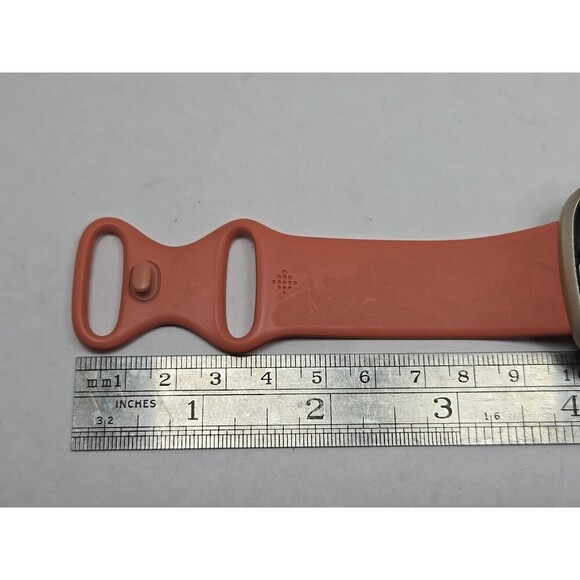 Fitbit Versa 3 FB511 Smartwatch GPS Heart Rate SpO2 Activity Tracker No Charger - Picture 8 of 10